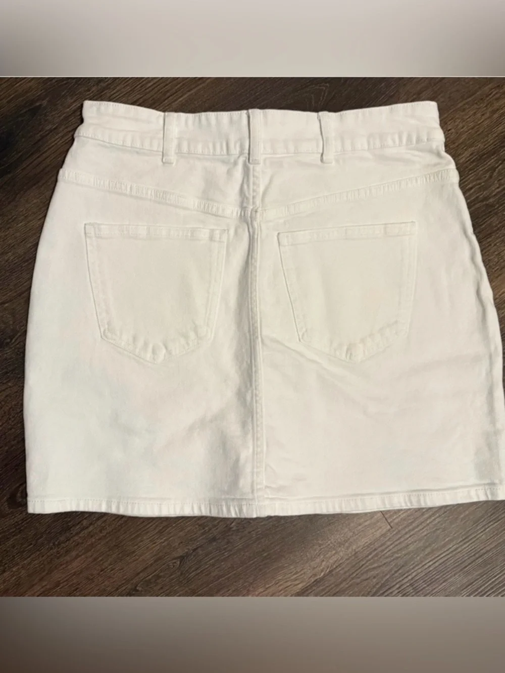 Michael Kors White denim skirt‎ size 10